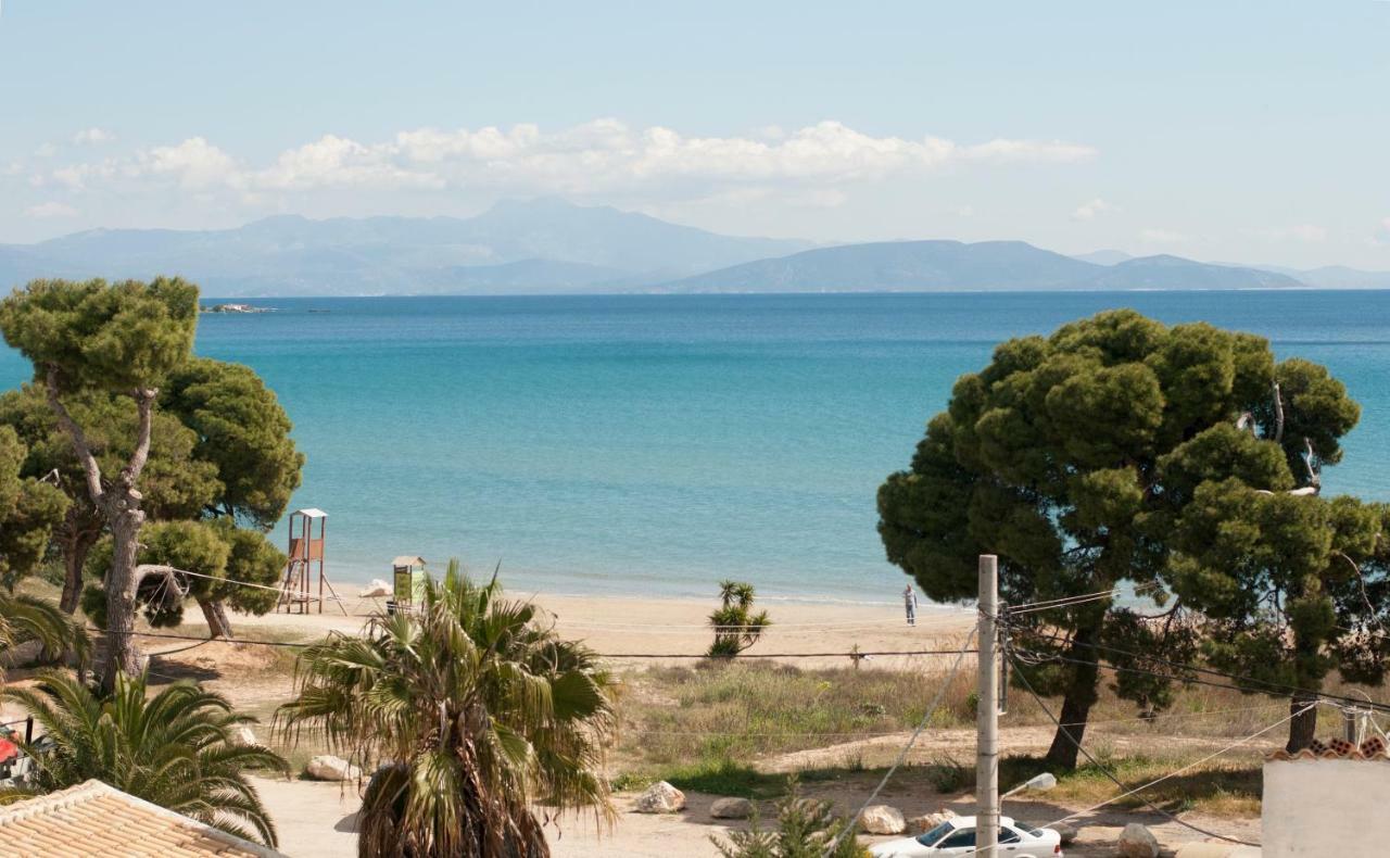 Royal Artemis Beach, Athens, Airport Екстер'єр фото