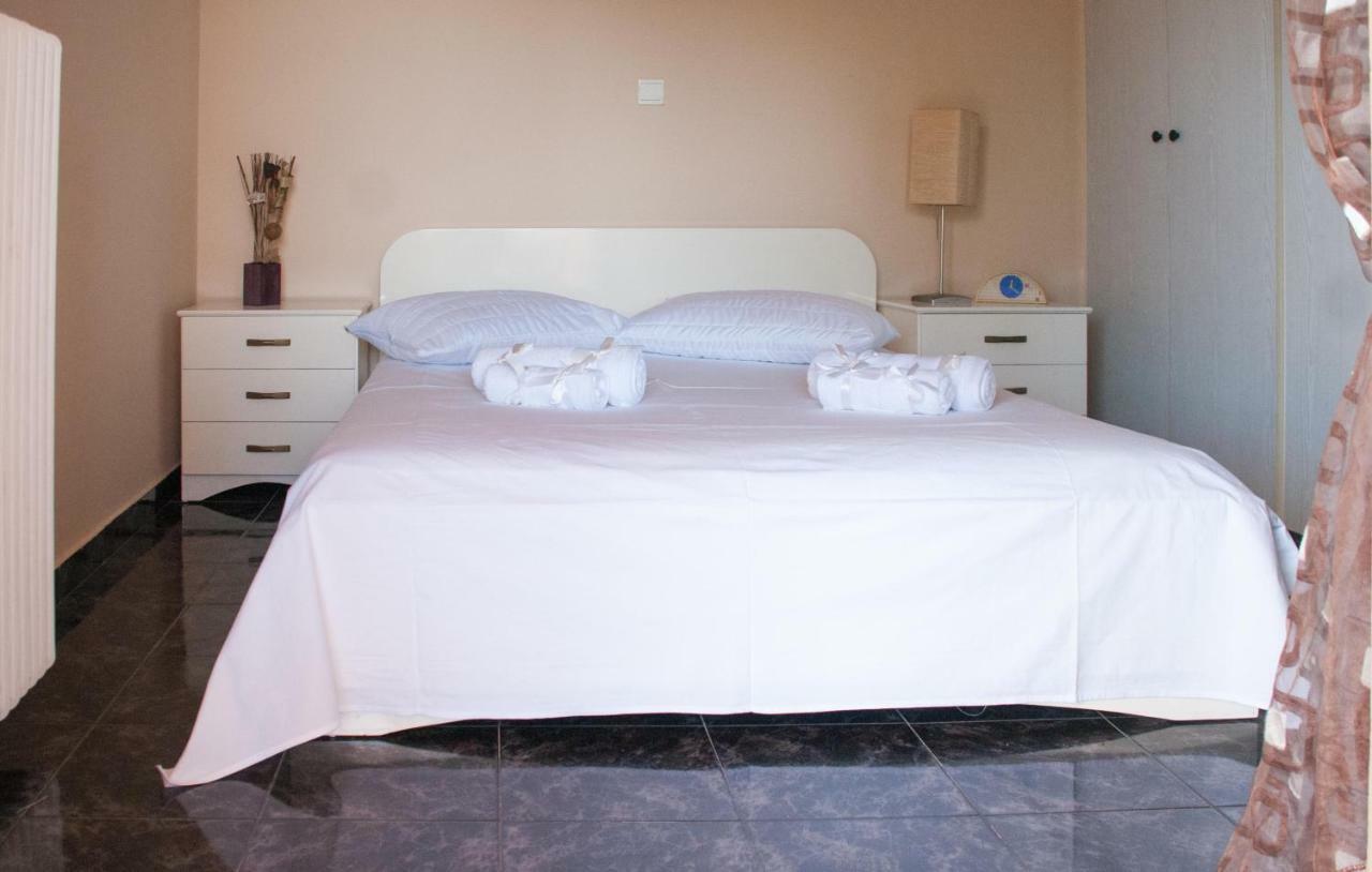 Royal Artemis Beach, Athens, Airport Екстер'єр фото